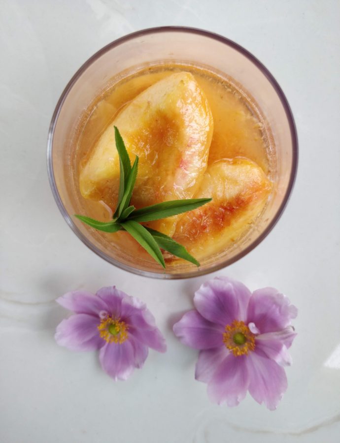Drunken Peaches with Tarragon and Ginger (Melocotones en Albariño)