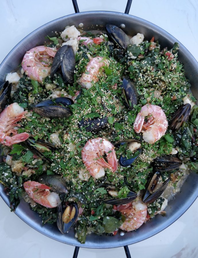 Seafood, Chard and Sesame Paella (Paella Marinera con Acelgas y Sésamo)